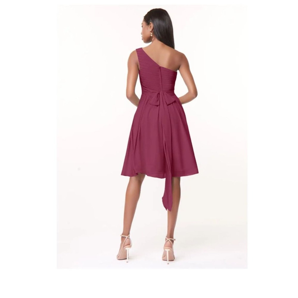 AZAZIE Katrina Bridesmaid Dress • Mulberry • Flowy A-Line One Shoulder XS/S - Picture 7 of 9
